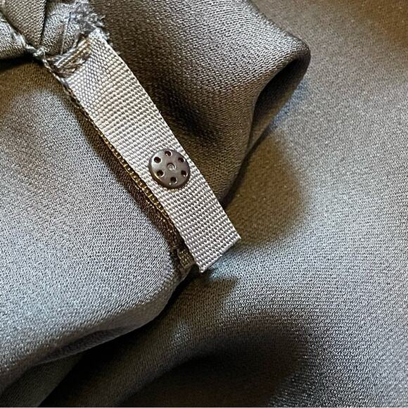 Milly Grey Silk Short Sleeve High Low Blouse Small - Picture 6 of 10